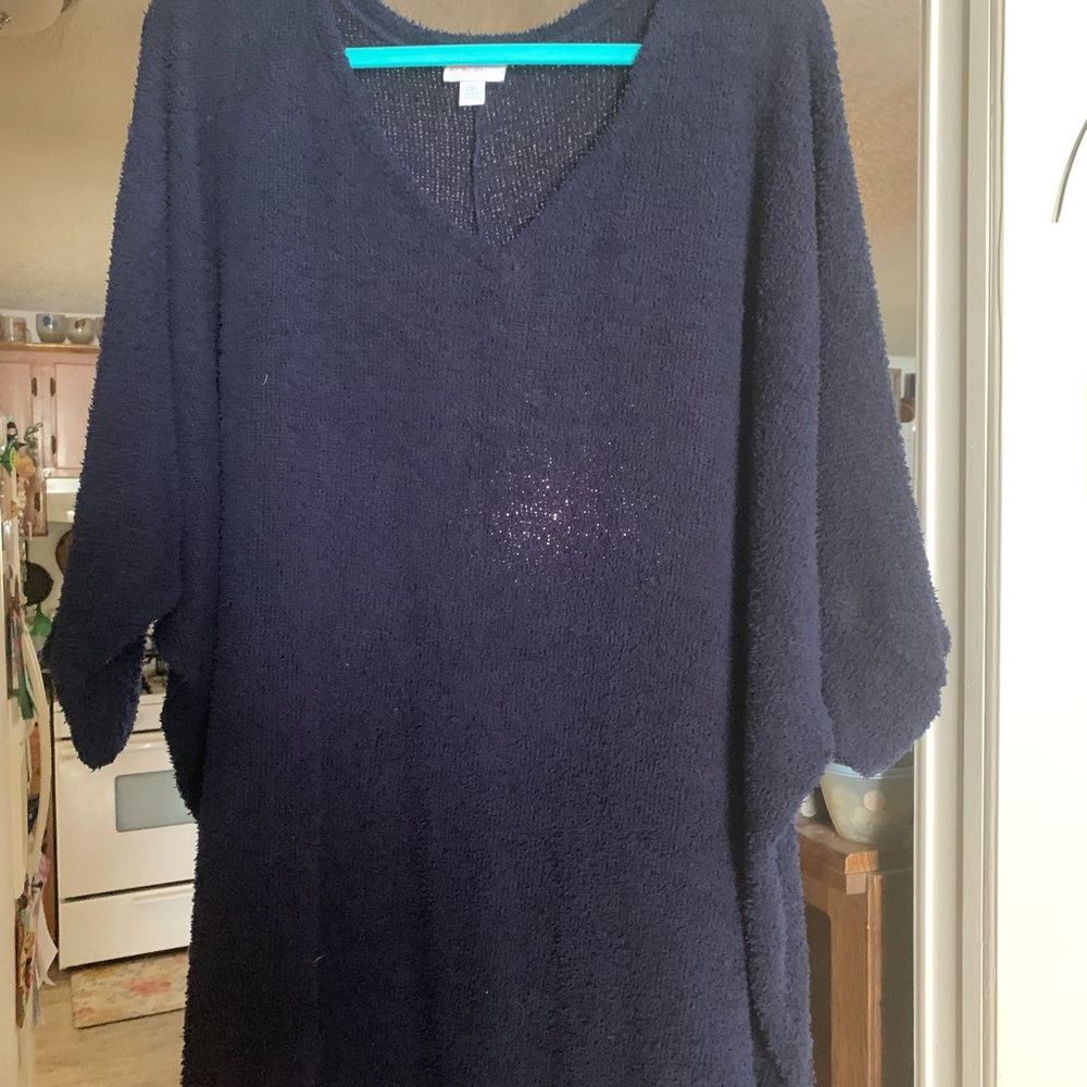 LuLaRoe Naomi Cozy Navy V-Neck Women's Tunic Top